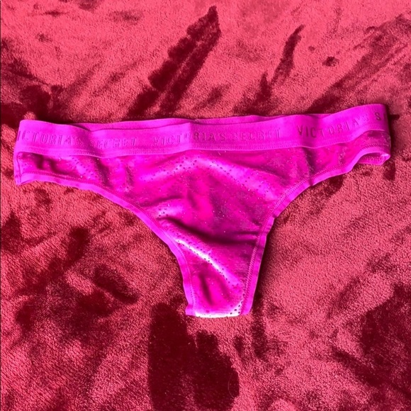 Hot pink Victoria secret panties - Picture 3 of 5